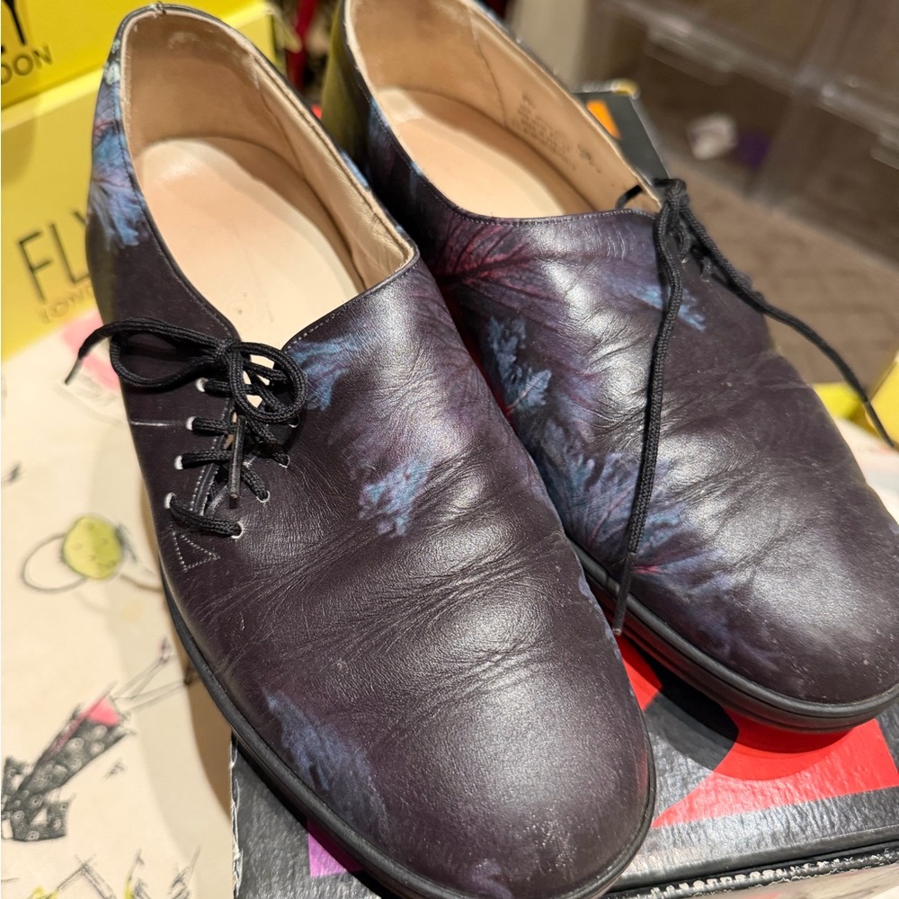 ICON Black and Blue Leather Flats